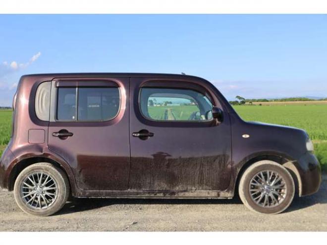 キューブ1.5 15X FOUR Mセレクション 4WD　検二年　ETC　バックカメラ　自社　ローンカノウ 1500