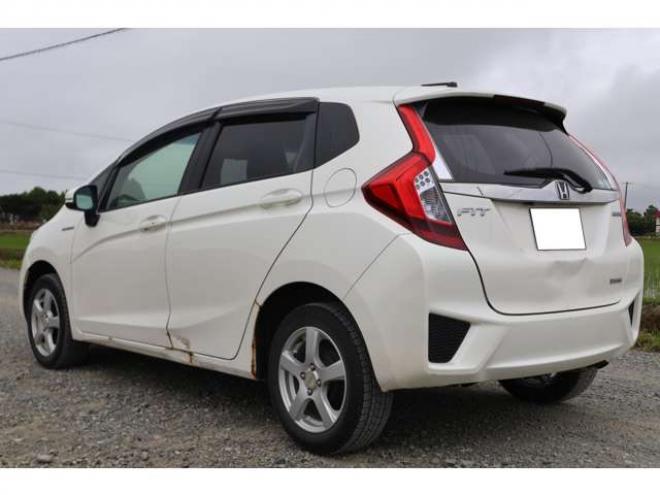 フィット1.5 ハイブリッド Lパッケージ 4WD　検R9/1　バックカメラ　BT　クルコン　エンスタ　DVD　ETC　自社　ローンカノウ 1500