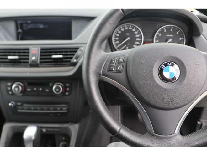 BMWX1 xドライブ 25i 4WD　検R9/3　ナビ　ETC　自社　ローンカノウ 正規輸入車 3000