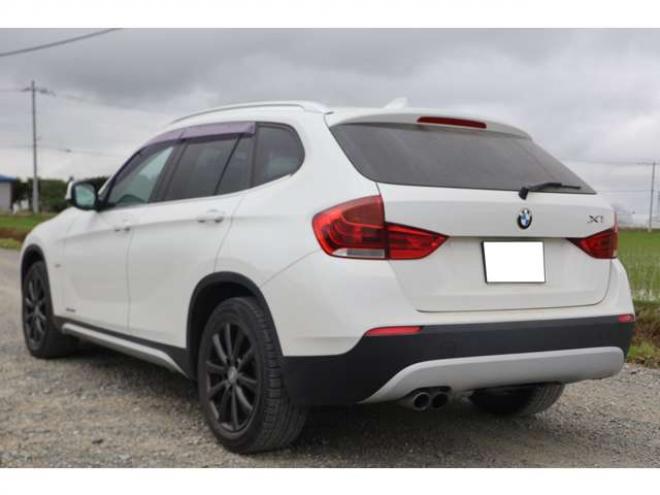 BMWX1 xドライブ 25i 4WD　検R9/3　ナビ　ETC　自社　ローンカノウ 正規輸入車 3000