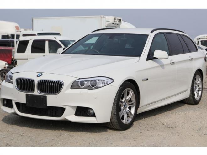 BMW5シリーズツーリング 523d ブルーパフォーマンス Mスポーツパッケージ　検二年　シートヒーター　ETC　ディーゼルターボ 正規輸入車 2WD 2000