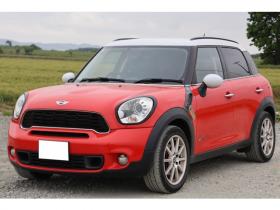 ミニ　クロスオーバー クーパーS オール4　検R9/5　ETC　ナビ　TV　バックカメラ　自社　ローンカノウ 正規輸入車 4WD 1600
