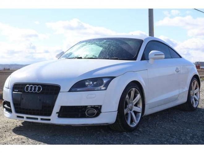 アウディTT クーペ 3.2 クワトロ 4WD　検二年　バックカメラ　ETC　自社　ローンカノウ 正規輸入車 3200
