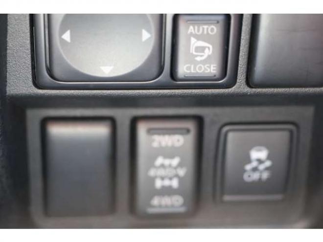 ジューク1.6 16GT FOUR 4WD　検二年　バックカメラ　Bluetooth　エンスタ　自社　ローンカノウ 1600