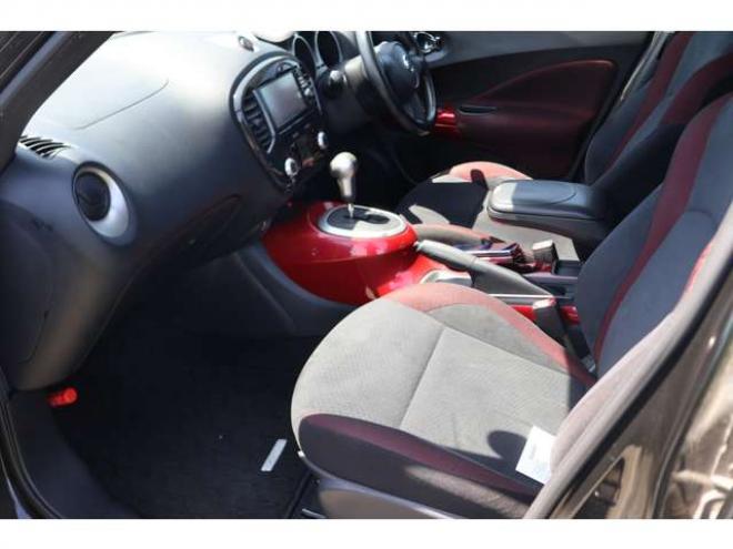 ジューク1.6 16GT FOUR 4WD　検二年　バックカメラ　Bluetooth　エンスタ　自社　ローンカノウ 1600