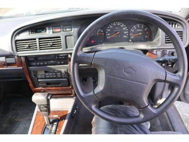 グロリアセダン 2.0 V20Eクラシック 2WD 2000