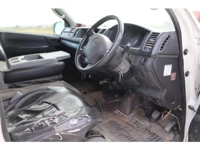 ハイエースバン2.7 DX スーパーロングボディ ハイルーフ 4WD　検一年　自社　ローンカノウ 2700