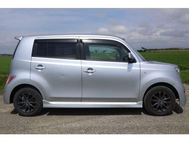 bB1.3 Z Qバージョン 4WD　検R10/2　　HDDナビ　自社　ローンカノウ 1300
