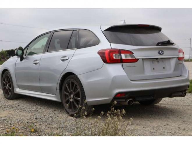 レヴォーグ1.6 GT アイサイト 4WD　検二年　バックカメラ　パドルシフト　自社　ローンカノウ 1600