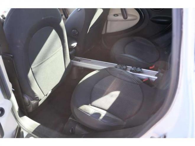 ミニクロスオーバー クーパー　検二年　ETC　パドルシフト　自社　ローンカノウ 正規輸入車 2WD 1600