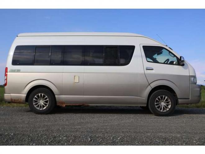 ハイエースバンキャンピング　検二年　キャンピング 4WD 2700