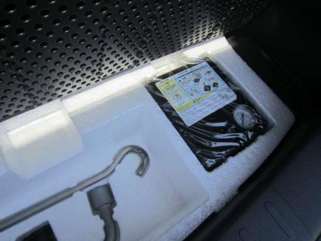 ハスラーJスタイルII 4WD　ツートンルーフ 道外仕入れ レーダーブレーキサポート スマートキー プッシュスタート シート&ミラーヒーター ナビTV Bカメラ  BIuetooth HID ドラレコ バイザー Pガラス  1年間保証付 660
