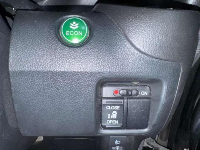 N-BOXG Lパッケージ 4WD　4ナンバー登録車　夏冬タイヤ　Pスライド　Egスターター 660