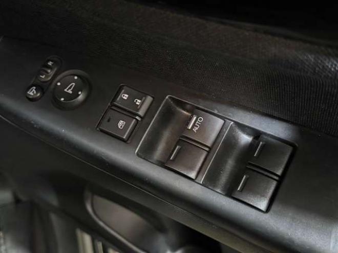 N-BOXカスタムG Lパッケージ 4WD　ナビ　TV　Bluetooth　両側Pスライドドア 660