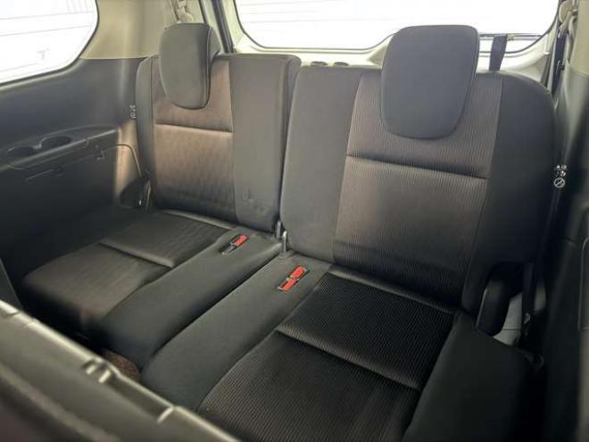 セレナ2.0 ハイウェイスター 4WD　ナビ　TV　アラウンドビュー　Bluetooth　両側Pスライド　Egスターター 2000