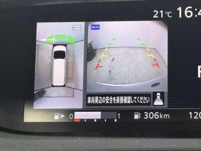 セレナ2.0 ハイウェイスター 4WD　ナビ　TV　アラウンドビュー　Bluetooth　両側Pスライド　Egスターター 2000