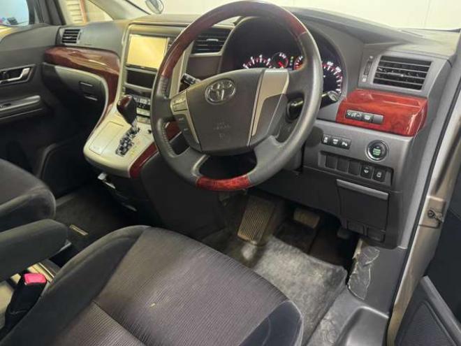 ヴェルファイア2.4 Z 4WD　寒冷地仕様車　ナビ　TV　Bカメラ　Bluetooth　Pスライド 2400