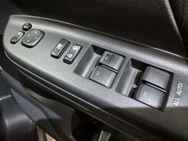 ヴェルファイア2.4 Z 4WD　寒冷地仕様車　ナビ　TV　Bカメラ　Bluetooth　Pスライド 2400