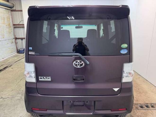 ピクシススペースカスタム X 4WD　アイドリングストップ　HID　Egスターター 660
