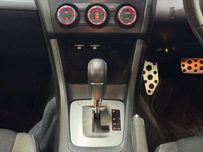 インプレッサスポーツ 2.0 i アイサイト 4WD　ナビ　TV　Bluetooth　Egスターター 2000