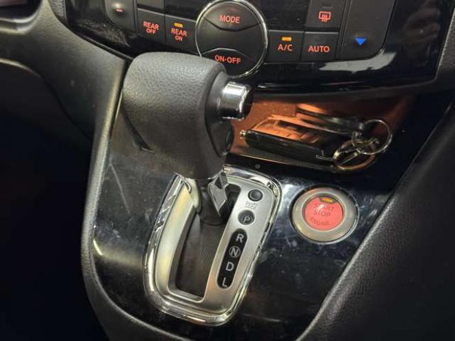 セレナ2.0 ハイウェイスター Vセレクション+Safety 4WD　ナビ　TV　Bluetooth　両側Pスライド　Egスターター　フリップダウン 2000