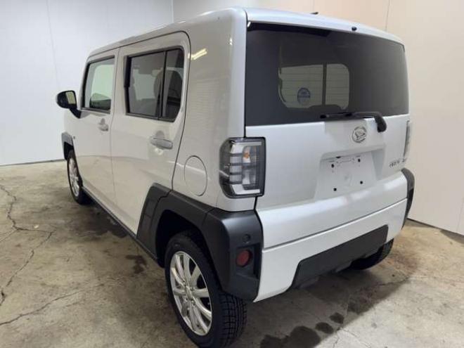 タフトX 4WD　ナビ　TV　Bカメラ　Bluetooth　ガラスルーフ　Egスターター 660