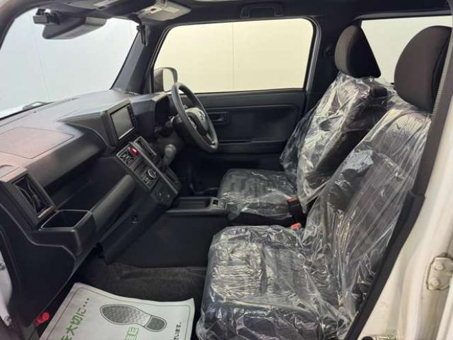 タフトX 4WD　ナビ　TV　Bカメラ　Bluetooth　ガラスルーフ　Egスターター 660