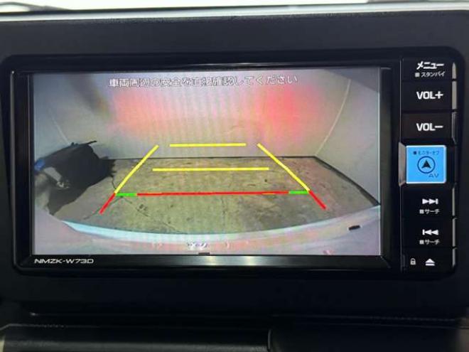 タフトX 4WD　ナビ　TV　Bカメラ　Bluetooth　ガラスルーフ　Egスターター 660