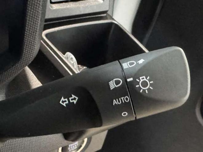 タフトX 4WD　ナビ　TV　Bカメラ　Bluetooth　ガラスルーフ　Egスターター 660