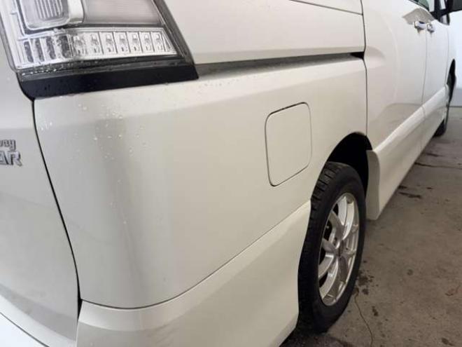 セレナ2.0 ハイウェイスター Sエディション 4WD　ナビ　TV　Bluetooth　Bカメラ　Pスライド　エマージェンシーB 2000