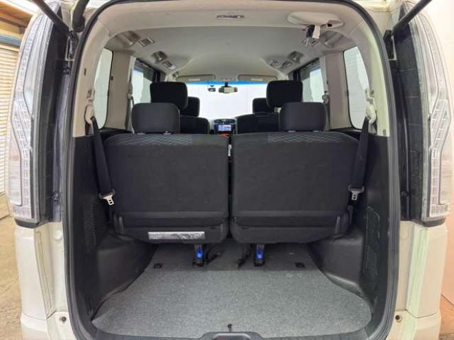 セレナ2.0 ハイウェイスター Sエディション 4WD　ナビ　TV　Bluetooth　Bカメラ　Pスライド　エマージェンシーB 2000
