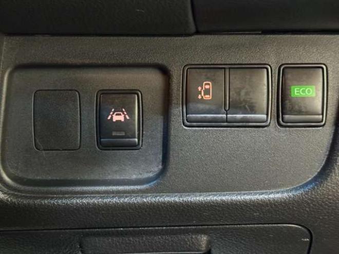 セレナ2.0 ハイウェイスター Sエディション 4WD　ナビ　TV　Bluetooth　Bカメラ　Pスライド　エマージェンシーB 2000