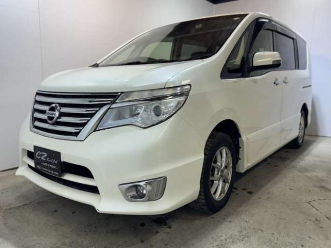 セレナ2.0 ハイウェイスター Sエディション 4WD　ナビ　TV　Bluetooth　Bカメラ　Pスライド　エマージェンシーB 2000