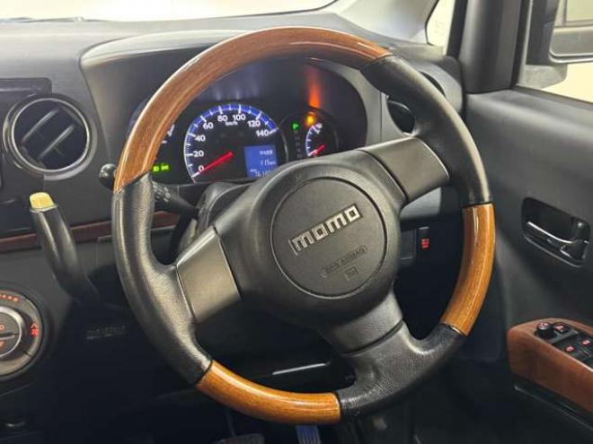 タントエグゼ カスタムRS 4WD　ナビ　TV　Bluetooth　ターボ 660