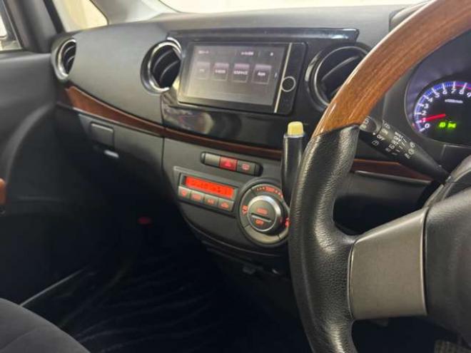 タントエグゼ カスタムRS 4WD　ナビ　TV　Bluetooth　ターボ 660