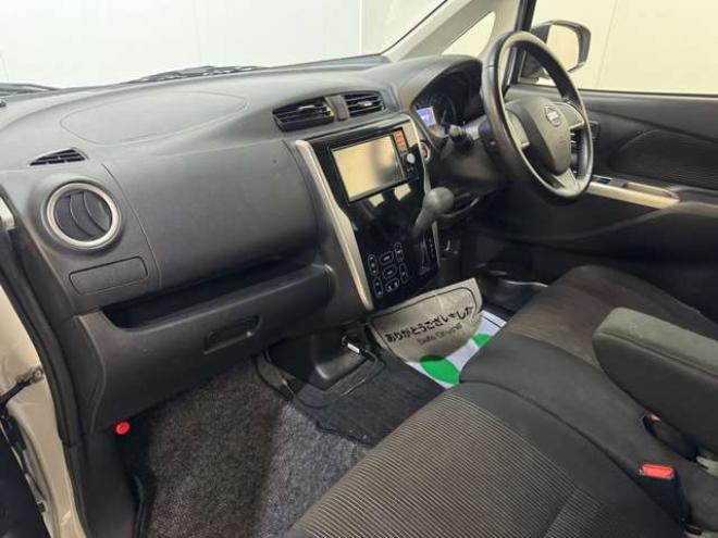 デイズハイウェイスターX 4WD　ナビ　TV　Bカメラ 660