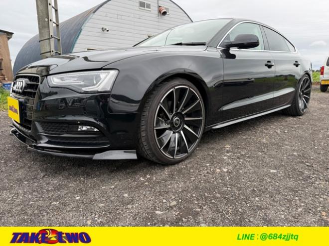 アウディA5スポーツバック 2.0 TFSI クワトロ Sラインパッケージ 4WD　レザーシート　プッシュスタート　パドルシフト　WALD20AW 正規輸入車 2000