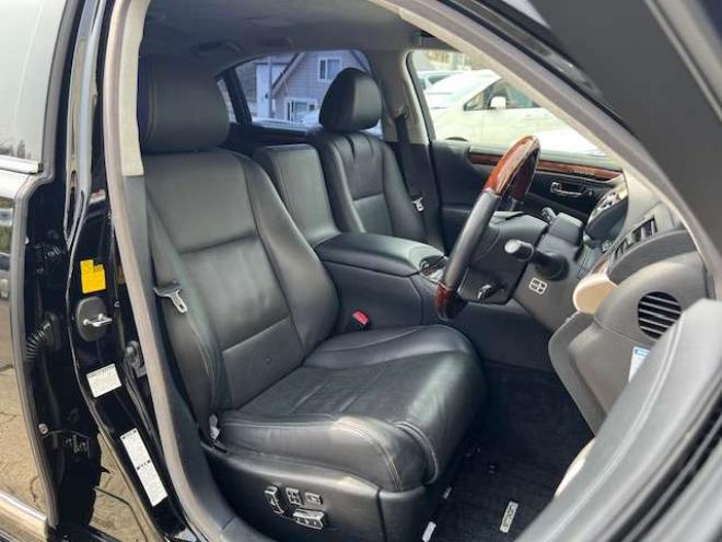レクサスLSハイブリッド 600hL エグゼクティブパッケージ 4WD　WALDエアロ・WALD22AW・エクゼクティブパッケージ・マークレビンソン・純正ナビ・地デジ・リアエンターテインメント・BSM・オートマチックハイビーム・車検令和10年1月・本州仕入車両 5000