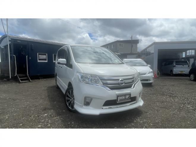 セレナ2.0 ハイウェイスター Vエアロモード 4WD　 2000