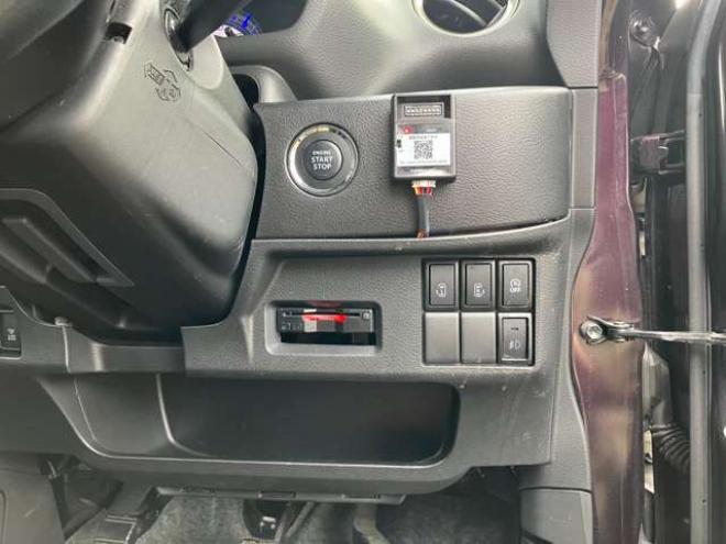 スペーシアカスタム Z ユーティリティパッケージ 4WD　 660