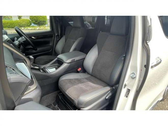 アルファードハイブリッド 2.5 S タイプゴールドII E-Four 4WD　 2500