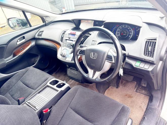 オデッセイ2.4Mエアロパッケージ 4WD　ローンが不安な方＜優遇ローン＞本州仕入　1年保証　純正HDDナビ　フルセグ