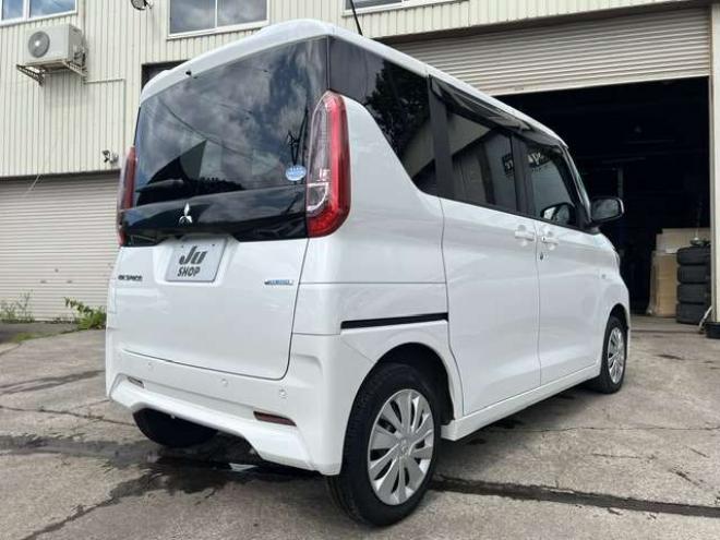 eKスペースG 4WD　ワンオーナー車両・法定24ヵ月点検整備付・新規車検整備付・Bluetooth対応ナビ・地デジ・走行中視聴OK・両側パワースライドドア・純正エンジンスターター・ドライブレコーダー・スマートキー&スペアキー 660