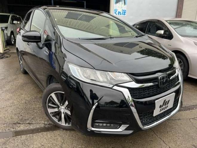 フィットハイブリッド　モデューロスタイル　法定12ヵ月点検整備付・本州仕入車両・Bluetooth対応純正ナビ・カラーバックモニター・ドライブレコーダー・モデューロスタイル・モデューロマフラー 2WD 1500