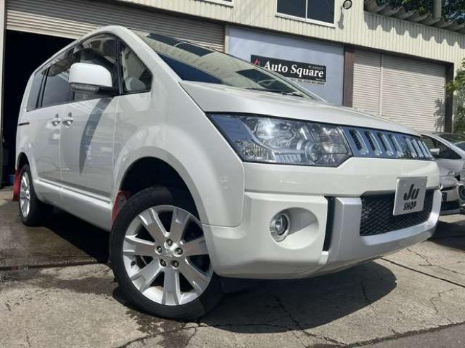 デリカD：5 2.2 D パワーパッケージ ディーゼルターボ 4WD　法定12ヵ月点検整備付・アルパインナビ・フルセグ・バックモニター・アルパイン後席モニター・前後ドラレコ・両側パワースライドドア・クルーズコントロール・シートヒーター・純正エンジンスターター・夏冬タイヤ 2300