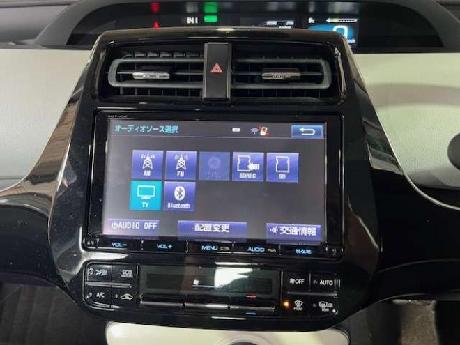 プリウス1.8 A ツーリングセレクション E-Four 4WD　法定24ヵ月点検整備付・新規車検整備付・純正9インチナビ・地デジ・セーフティーセンス・BSM・本州仕入車両 1800