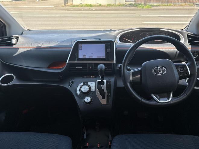シエンタ1.5G 4WD  ローンが不安な方＜優遇ローン＞ 本州仕入　寒冷地仕様　モデリスタエアロ　純正ナビTV　 4WD 1500 5Dr