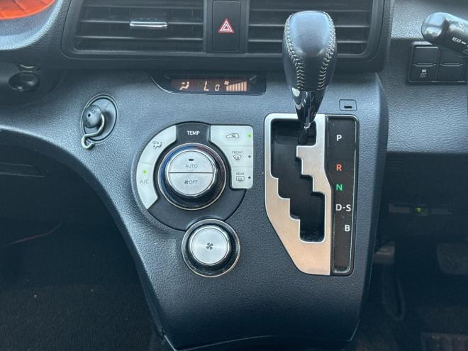 シエンタ1.5G 4WD  ローンが不安な方＜優遇ローン＞ 本州仕入　寒冷地仕様　モデリスタエアロ　純正ナビTV　 4WD 1500 5Dr
