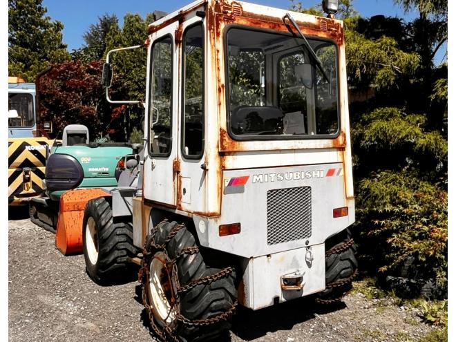 ホイールローダMITSUBISHI  WS300A　ディーゼルエンジン　低アワー 4WD
