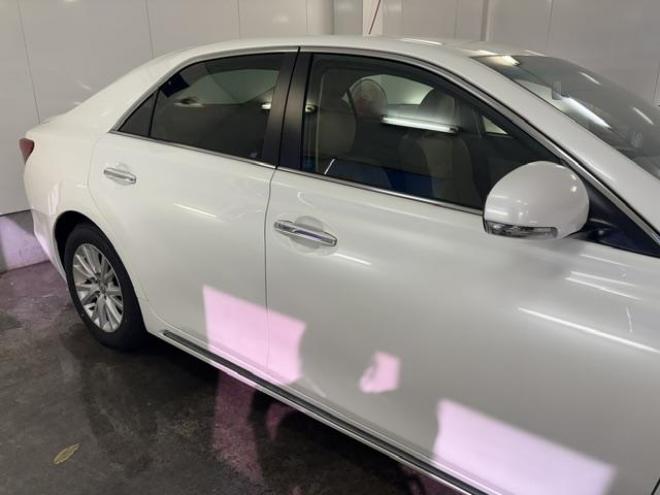 マークXプレミアム　Ｆｏｕｒ　本州仕入　ワンオーナー　最上級グレード　禁煙車　純正ハーフレザーシート　純正１６インチＡＷ　社外１６ＡＷ＋スタッドレスタイヤ　純正ナビ　フルセグ地デジ　Ｂｌｕｅｔｏｏｔｈオーディオ　バックカメラ 4WD 2500 4Dr